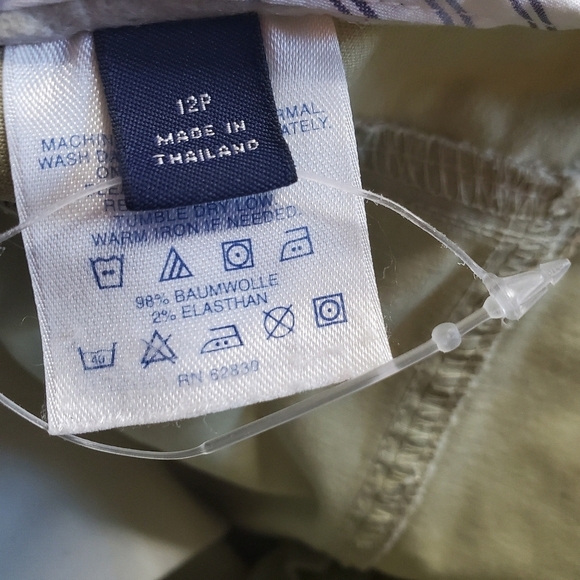 Lands End Womens 12 P khaki pants - Picture 5 of 10